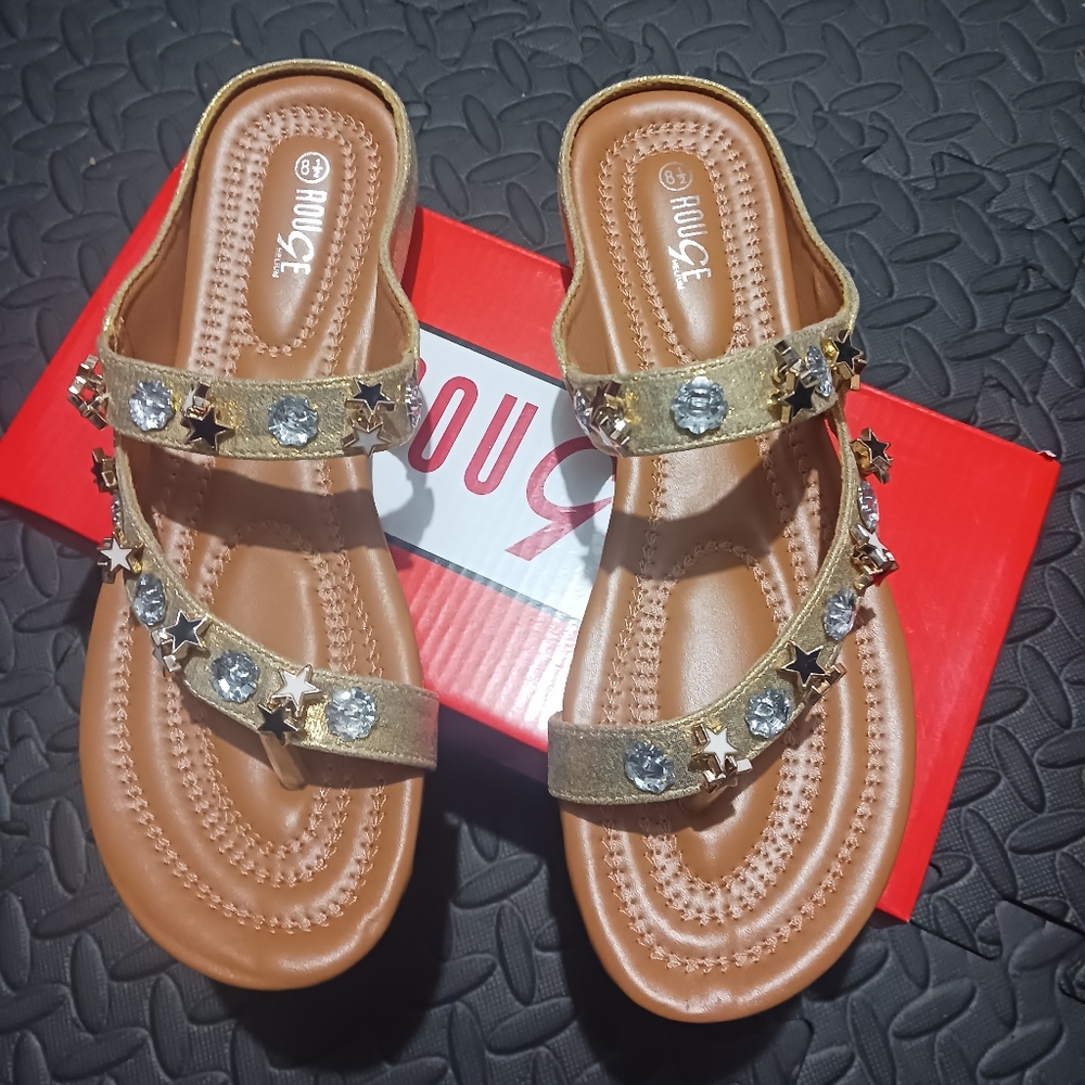 NEW Rouge Women sparkle gold embellished flat sandals - Picture 2 of 7